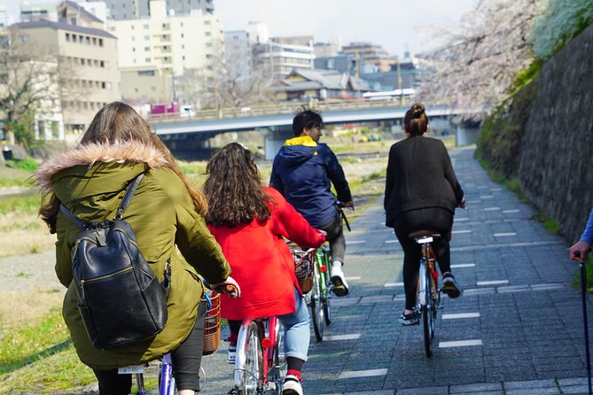 4.5-Hour Kyoto Bike Tour with Lunch and UNESCO Zen Temples - Lunch at a Kyoto teahouse in 6 Shōgoin Nishimachi