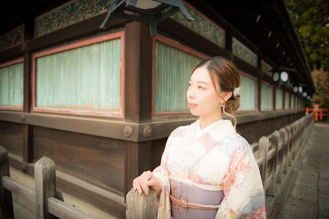 A Privately Guided Photoshoot in Beautiful Kyoto by a Pro - The posing plan: directions that keep you looking natural