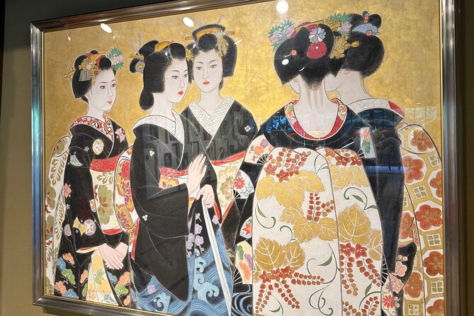 ALL INCLUDED:Short Exclusive Hidden Kyoto Private Tour with Local - The shrine and shrine-adjacent streets that make Kyoto feel lived-in