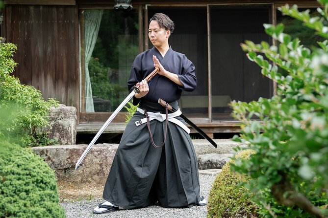 Ancient Katana Training in Kyoto with Local Students - The role of Shogo Sensei, instruction that works across languages