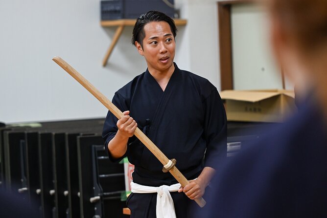 Ancient Katana Training in Kyoto with Local Students - Finding the dojo, 6:30 pm Honmachi timing, and the small-group feel
