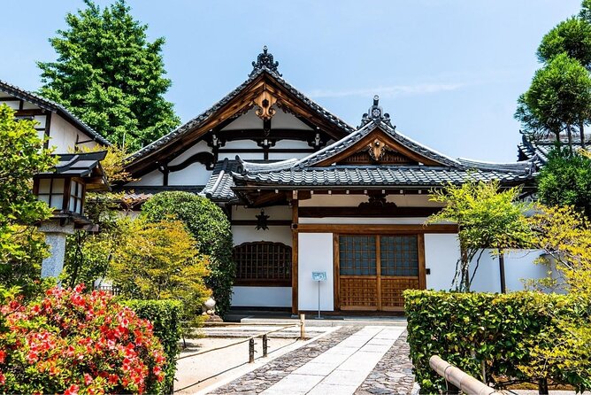 Arashiyama from Kyoto: Private & Personalized with a Local Guide - Okochi Sanso Villa: the former imperial vibe plus pond serenity