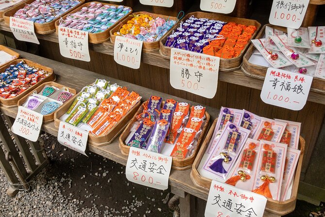 Arashiyama Hidden Gems: Walking Tour escaping crowds - A secret street-food style break for local flavors