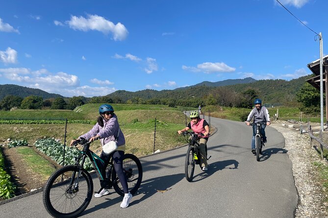 Arashiyama Kinkakuji Quiet Trail E-Bike Tour with Hotel Transfer - Key Points You’ll Notice Right Away