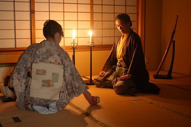Art Sushi Rolls Experience in 150 Years Old Townhouse Kyoto - Hands-on: peach blossoms and the art of patterns you can see