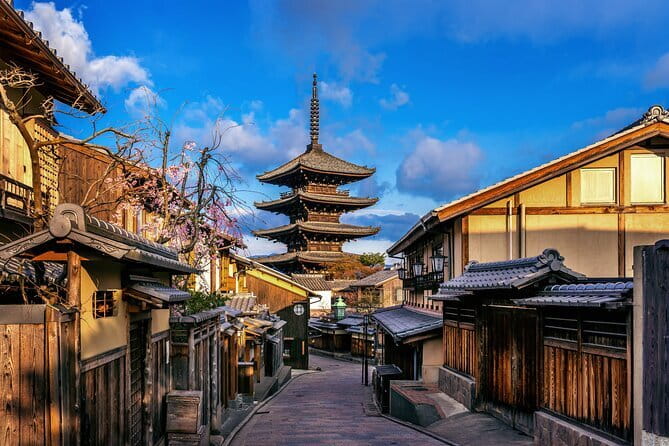 Avoid the Crowds at the Hidden Gems of Arashiyama in Kyoto - Otagi Nenbutsu-ji: 1,200 Statues, Strange Smiles, Real Atmosphere