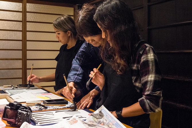Calligraphy Experience in Kyoto Townhouse - Entering a Kyoto townhouse where calligraphy feels natural