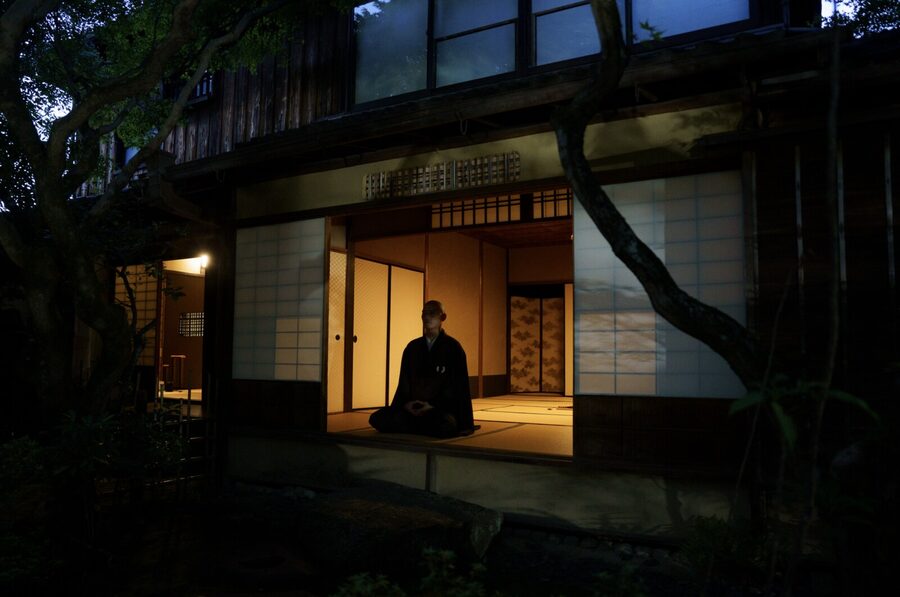 Candlelit Zen: Evening Meditation at Kyoto’s Secret Temple - Price and Value: When $774 Per Group Makes Sense