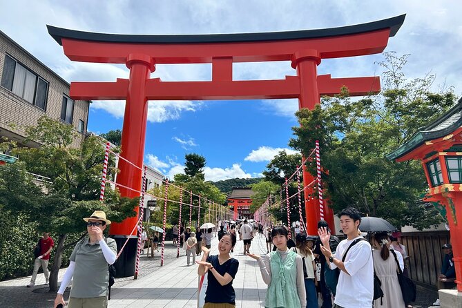 Crowd-Free Kyoto: Fushimi Inari, Nijo Castle & Kinkaku-ji - Crowd-Free Kyoto in 5 Hours: a practical way to hit three icons