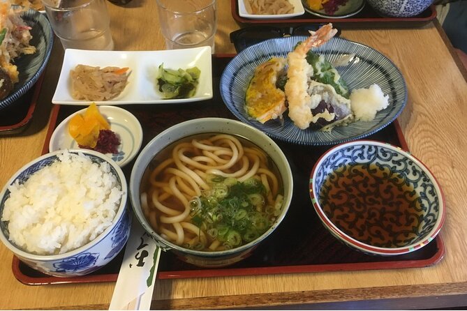 Early Bird E-biking through East Kyoto - Ginkaku-ji and lunch near the Silver Pavilion