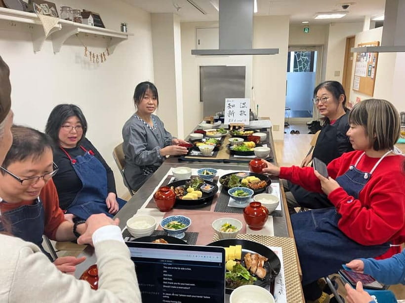 Experience Authentic Japanese Home Cooking in Kyoto - Building Real Dashi: Bonito Flakes and Kelp Basics