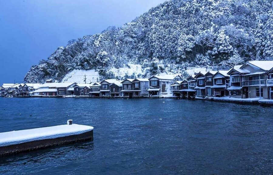 FromOsaka/Kyoto:Hiroshima & Miyajima Private Tour with Lunch - Itsukushima Shrine: A Picture-Perfect Hour With Free Time