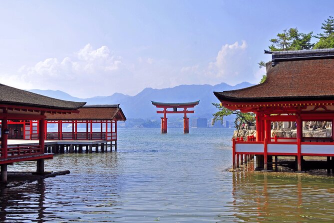 Full Day Hiroshima and Miyajima Bus Tour - Atomic Bomb Dome and Peace Memorial Park: a visit that deserves your full attention
