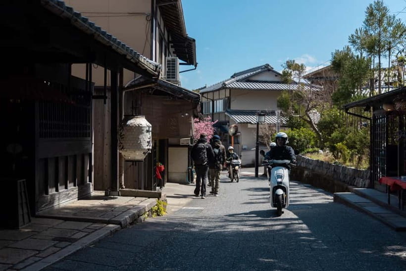 Fun Kyoto Ride! Scoot to Gorge, Local Lunch & Samurai Armor - Samurai Armor at 高津商会 (Kouzu Company), Doing History in Photos