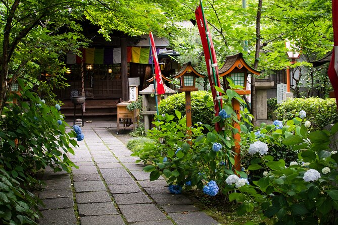 Fushimi Kyoto Walking Tour with Sake Tasting and Canal Boat Ride - Fushimi Kyoto in 3.5 Hours, from Temple Quiet to Sake Waterways