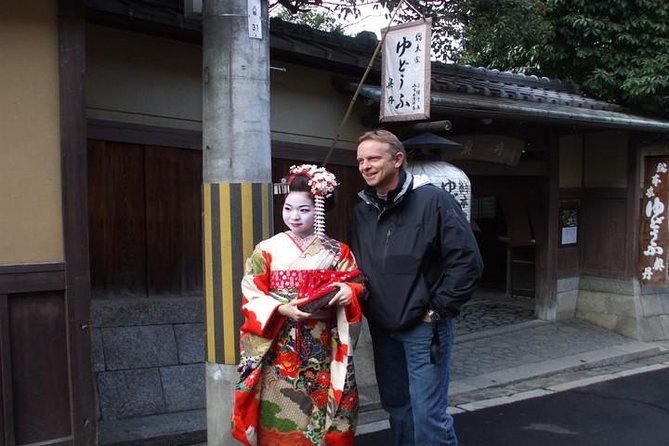 Gion and Fushimi Inari Shrine Kyoto Highlights with Government-Licensed Guide - Meeting Point: Start at Tatsumi-jinja and Walk From There