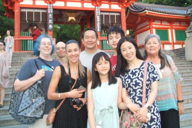 Gion and Fushimi Inari Shrine Kyoto Highlights with Government-Licensed Guide - Gion After Dark: Shijo Avenue, Pontocho, Miyagawacho, and Shirakawa Canal