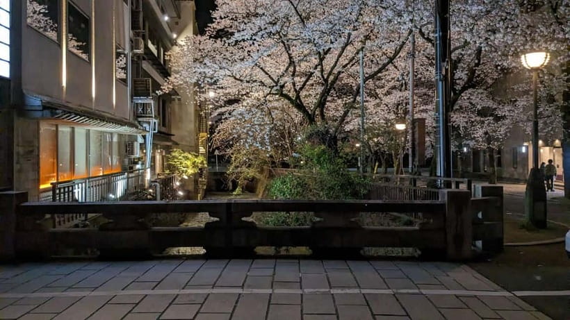 Gion Night Walk:Discover Geisha Culture in Kyoto - Meeting at Keihan Railway Exit 5 (and Why First Steps Matter)