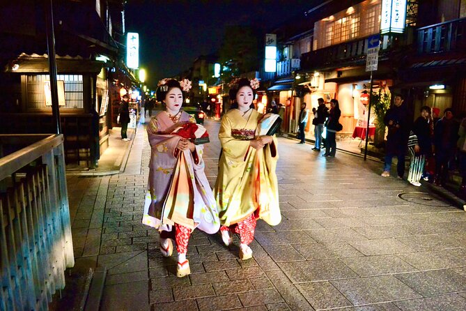 Gion Walking Tour by Night - The 2-hour Gion route and why the Shirakawa area matters