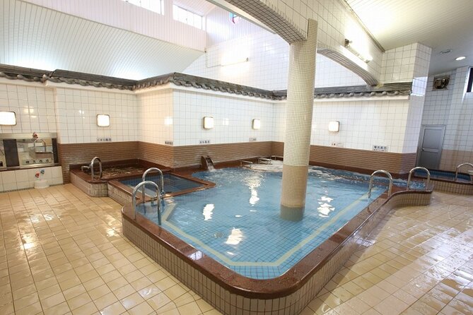 Guide tour of Japanese bathing culture at Funaoka Onsen - Nude, Gender-Separated Baths: What You Need to Know Up Front