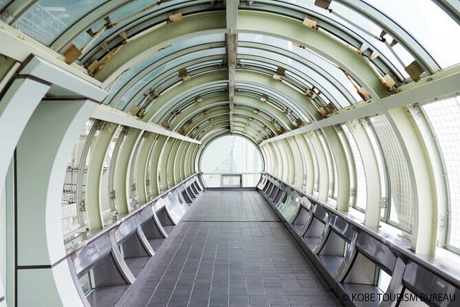 Himeji Castle and Akashi Kaikyo Bridge Walking Tour from Kyoto - Kyoto to Himeji by Shinkansen: fast travel, but plan for a full day