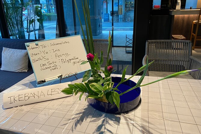 Ikebana Experience Tour in Kyoto - A 140-Year Kyoto Flower Shop Meets Your Hands-On Ikebana
