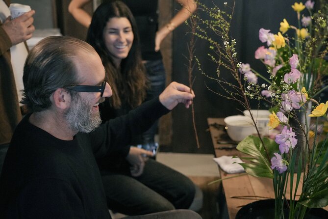 Ikebana Traditional Japanese Art of Flower Arranging - Nageire and Moribana: two beginner-friendly styles you actually practice
