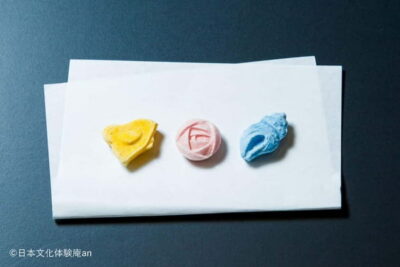 Japanese dried-type Sweets ”Ohigashi” making