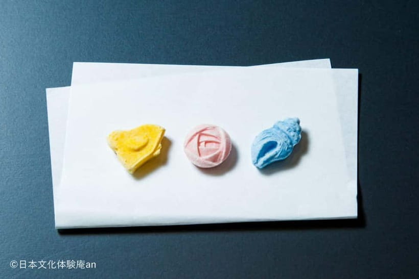 Japanese dried-type Sweets ''Ohigashi'' making - Finding the meeting point near Gojo Station