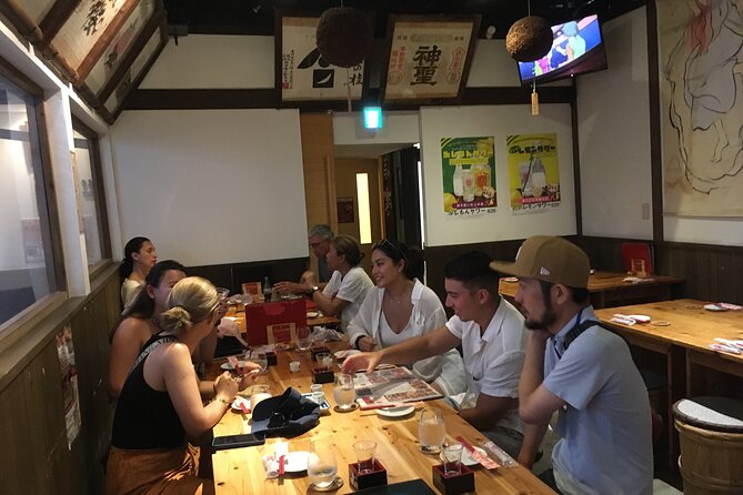 Japanese Sake Breweries Tour in Fushimi Kyoto - Otesuji Shotengai and ABURACYO: the tasting set with real bottle focus