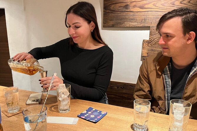 Japanese whiskey tasting; relaxed and educational in the bar - Why this Kyoto Japanese whiskey bar format works