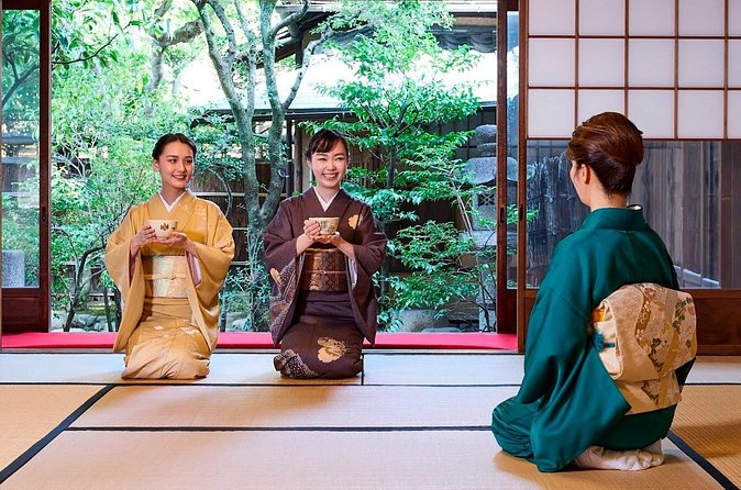 Kimono Tea Ceremony at Kyoto Maikoya, Karasuma Shijo - Watching the Tea Master: Tools, Movements, and Etiquette