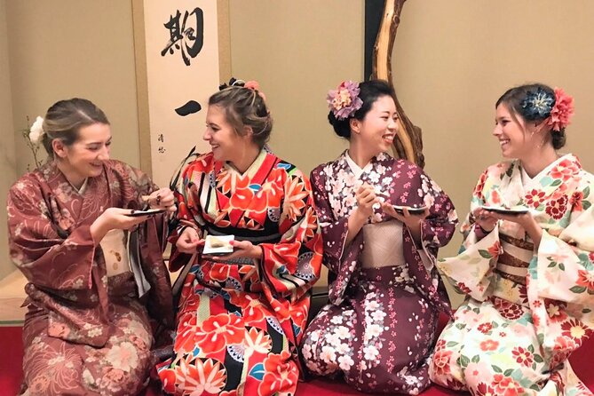 Kimono Tea Ceremony at Kyoto Maikoya, NISHIKI - Making matcha: step by step, not just sip and smile