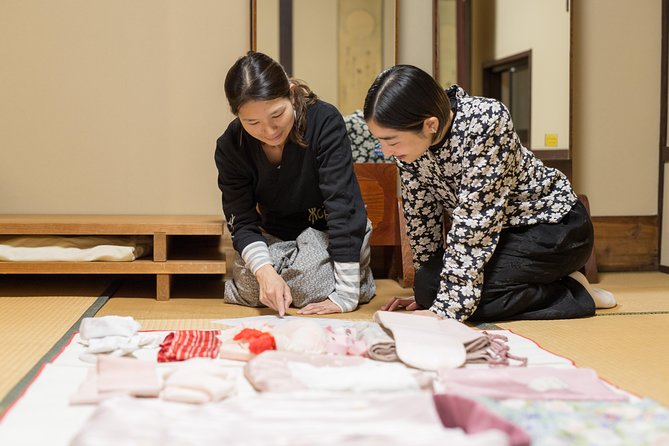 Kimono Wearing Experience-Fun to Wear Wearing-Fun to Know- - A Kyomachiya Setting That Makes the Lesson Feel Kyoto