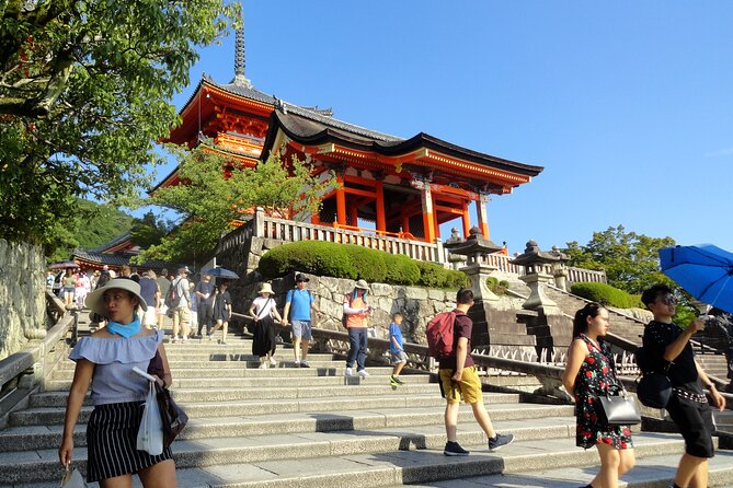 Kiyomizudera, Higashiyama and Yasaka Shrine Guided Walking Tour - Kiyomizudera UNESCO viewpoints and the story of Kannon