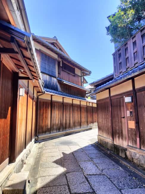 KIYOTO’s Kyoto Private Tour: Highlights & Hidden Gems - How Guides Keep the Day Comfortable (and Not Stiff)