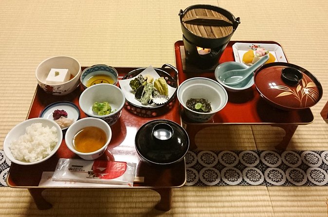 Koyasan Private Day Trip from Osaka or Kyoto with English Driver - Stop 3: Koyasan Danjo Garan, Kondo Hall, and Konpon Daito Pagoda