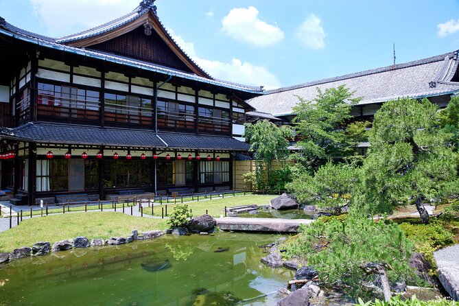 Kyomai Dance by Maiko Geiko and Visits of Gion Art Museum Kyoto - Bundled price at about $20: why it feels fair
