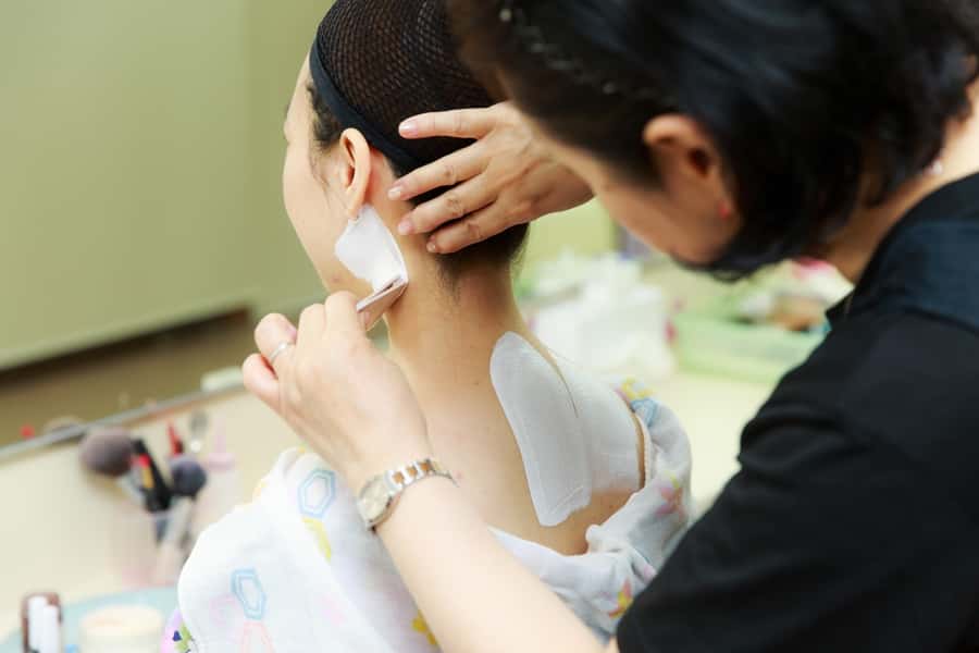 Kyoto: 2-Hour Maiko Makeover and Photo Studio Shoot - Wig, Hair Accessories, and the Comfort Reality of Full Kimono