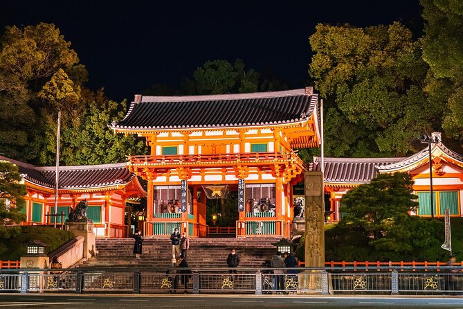 Kyoto 5-Star Geisha Night Walk: Small-Group Authentic Experience - Why Nighttime Gion Feels Like Kyoto, Not a Theme Park