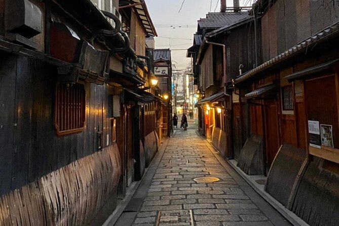 Kyoto 6h Private Tour Fushimi Inari, Kiyomizu, Gion & Hidden Gems - From Kyoto Station to Gion: How the Half-Day Route Works