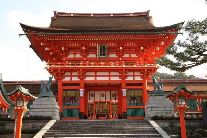 Kyoto Afternoon Tour from Kyoto or Osaka - Fushimi Inari Taisha: red torii gates and what you should expect