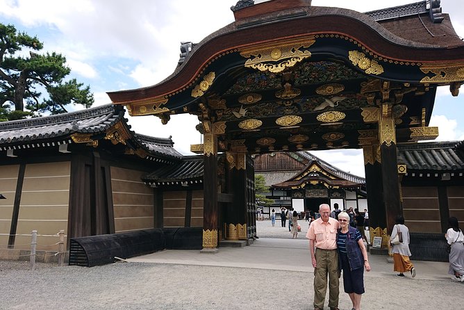 Kyoto and Nara 2-Day Tour: Golden Pavilion, Todaiji, Deer Park - Fushimi Inari-taisha: the torii tunnel and the meaning behind donations