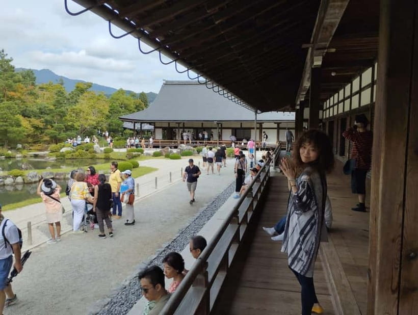 Kyoto: Arashiyama Bamboo Forest and Nijo Castle Private Tour - Tenryuji Temple: shoe-off etiquette and what to notice