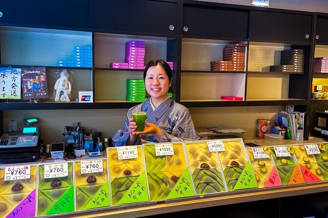 Kyoto: Arashiyama Bamboo Forest, Monkeys, Matcha & Temple Tour - Matcha break in Arashiyama: Uji flavor you can actually taste