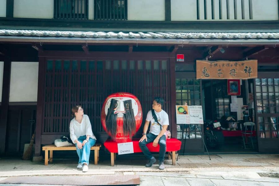 Kyoto Arashiyama tour: Iconic Sights and Hidden Treasures - Why Arashiyama feels less stressful on a guided 4-hour route