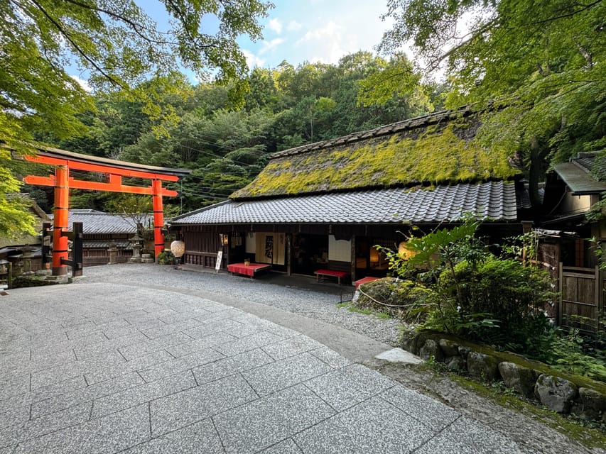 Kyoto: Avoid the Crowds at the Hidden Gems of Arashiyama - Learning Okusaga and Arashiyama history without turning it into a lecture