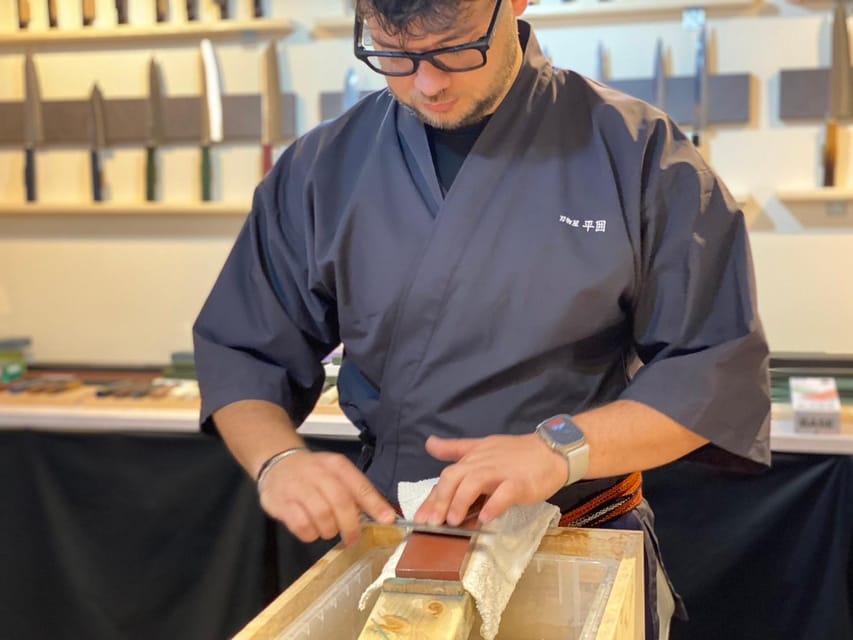 Kyoto: Beginner Knife Sharpening & Handle Fitting Workshop - Logistics that actually matter: time, clothes, and the white curtain