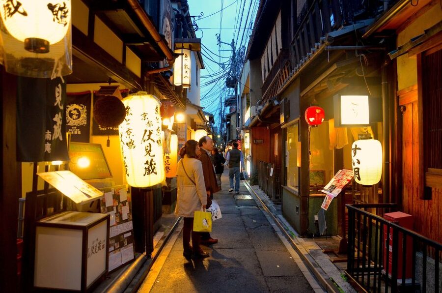 Kyoto: Casual Pontocho Evening Food Tour - What You Actually Eat and Drink (and Why It Feels Like Value)