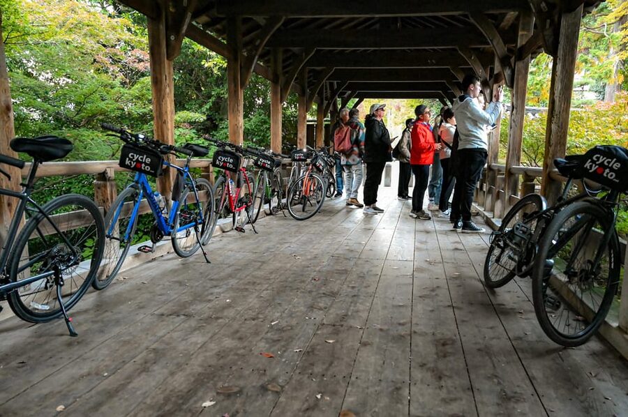 Kyoto: Early Bird E-Bike Tour with Lunch - Meeting Point and the First 15 Minutes: Safety Without the Fuss